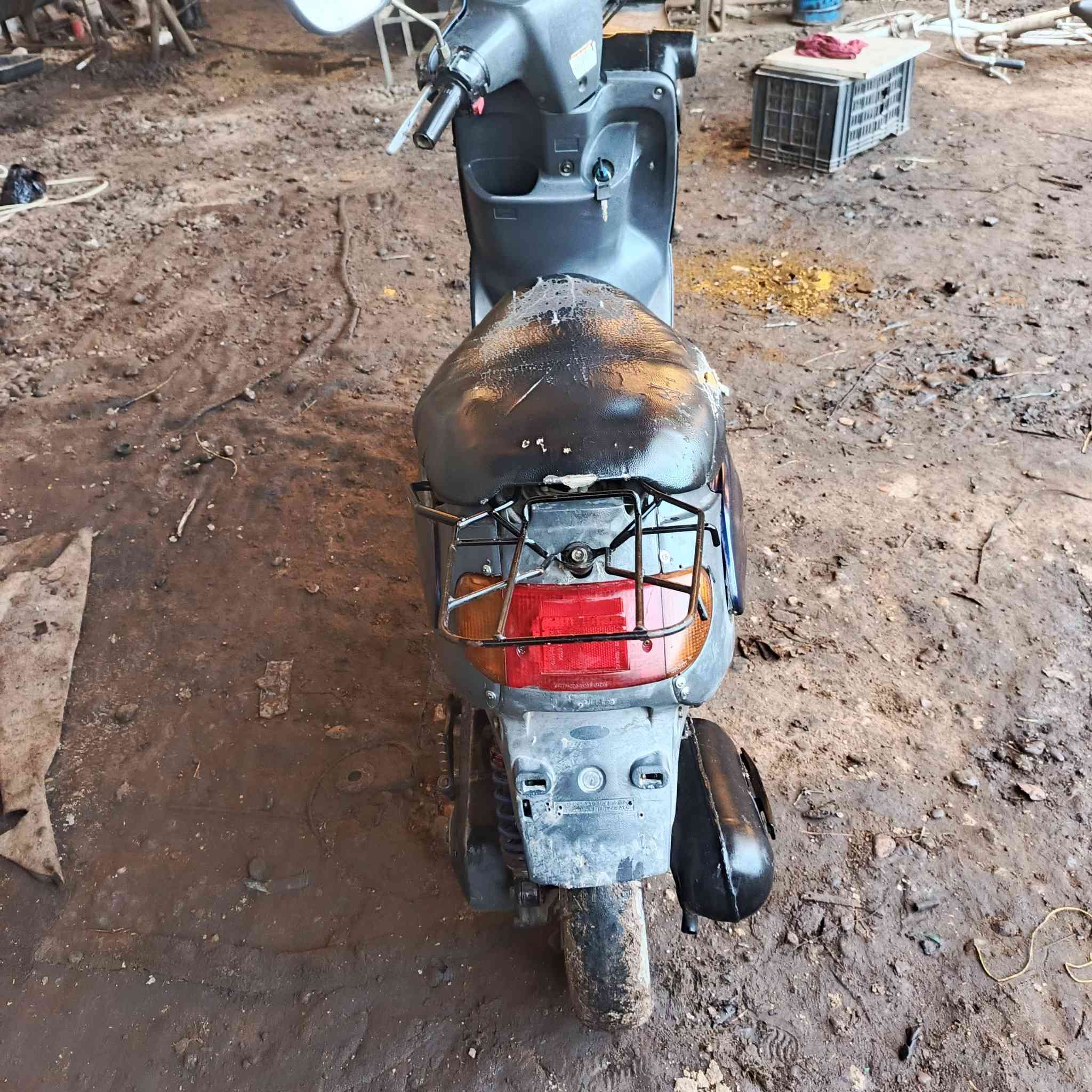 السلام عليكم ماطور 60 بزون نفخ الماطور نضيف محرك جديد كلجات جدد الماطور نشط هندر واحد يشتقل السعر 150 وبيه مجال المكان الحوريه رقم الهاتف ***********
