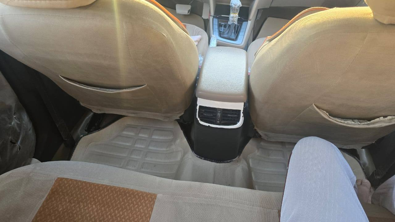 النترا خليجي 2018
فول مواصفات 
 رقم قادسية بأسمي مداور ثاني يوم
مكفولة عدة بارد بسيط بالجاملغ الامامي
جاهزة مية بالمية عله ايدي
السعر 160ورقة وبيها مجال
رقم مبايل***********
