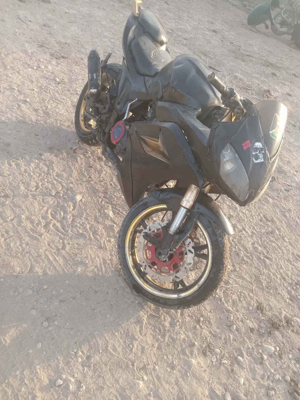 سلا عليكم دراجه للبيع بطح ياماها مكان واسط
مكلف بل نشر للستفسار هاذ رقم ***********
