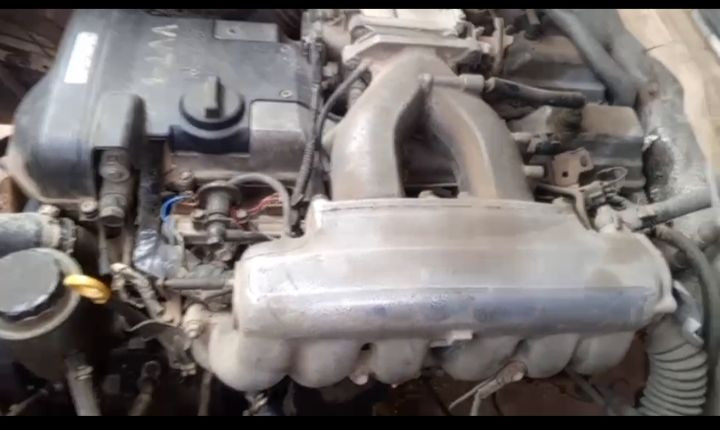 سلام عليكم مكينه ففتي حجم  ثنين ونص مال حاويه جديده صار شهر مشدوده على السياره للبيع سعرها 5 ورقات كامله هيه وضفيره وعقل ودينمو وسلف وباور وكمبريسر حجم 17 مكينه شغاله مشدوده على السياره وعلى الضمان بغداد الدوره الرقم ***********
