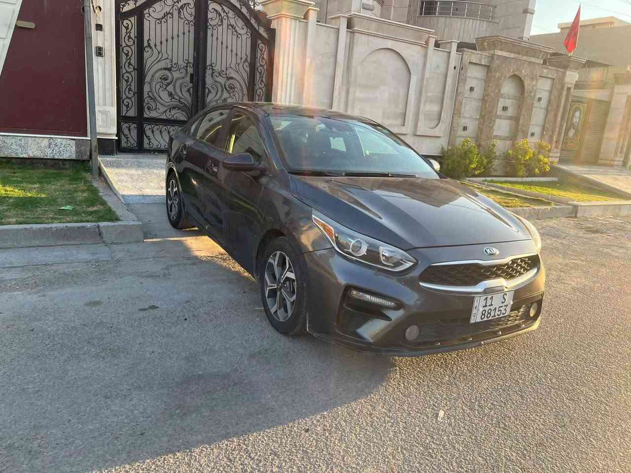 السلام وعليكم كيا فورتي وارد امريكي مديل 2020رقم بغداد بسمي حادثه ولسونار مرفق ب لمنشور بجم كبس بدون يرباك عدا لبردة
موصفات 
رادار امامي خلفي 
مري كهربائي 
شاشه كبيرة 
كامرة دوارة
مانع نزلاق 
شاشه اعطال 
3انظمه قيادة 
كير محرك مكفول من لصرف ولتبخير ولفتح 
صدر امامي خلفي جديد 
سيارة ميكانيك كله ع وضع لشركه 
ماشيه 55ML
سيارة نقصه فقط صبغ مكان لحادث فقط 
مكاني بغداد 
لسعر 98وبيه مجال قليل وماكو فورتي ب هيج سعر 
رقم ***********
