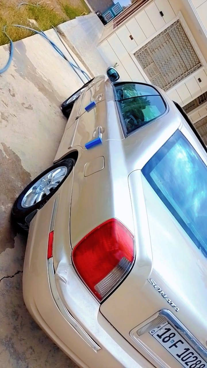 السلام عليكم من رخصت لادمن الحترم هونداي سوناتا موديل 2005 كرانت وروارد امريكي حادث جملغ وباب مصبوغه عام بدون معجون جماليه محرك 6سلندر 3500محرك كير جديد كفاله تبريد صدر امامي خلفي جديد اي نقص مابيه السعر 59وبيه مجال بسيط جدارقم تلفون ***********. اخوان مكلف بلنشر اتصل على الرقم وبيه واتساب بغداد, العراق
