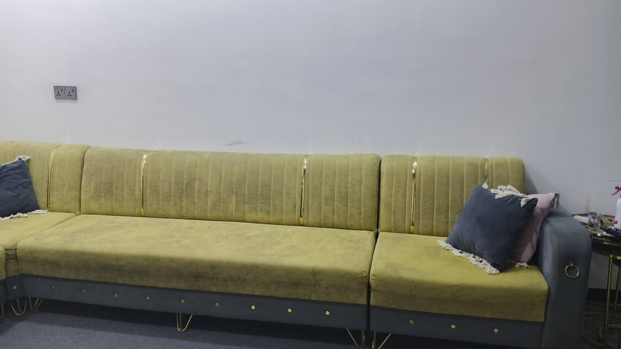 ديوان للبيع  تزكام 6امتار ونص نضيف السعر 400 وبي مجال


**إذا كنت صاحب هذا الإعلان وتريد حذفه لأي سبب، رجاءا أرسل رسالة إلى الدعم الفني**