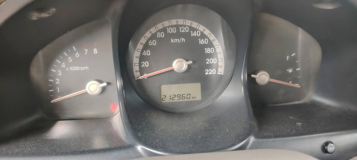 السلام عليكم للبيع كيا سبورتج 9 خليجي رقم سليمانية الدولي بسمي سنويه ل28 هزه وبارك جديد مكفولة من الصبغ والضرر عدى بارد فول موصفات فتحه نقصهه صدر نص عمر  السعر 130 وبيهة ومجال شي بسيط للاستفسار اكثر ***********
