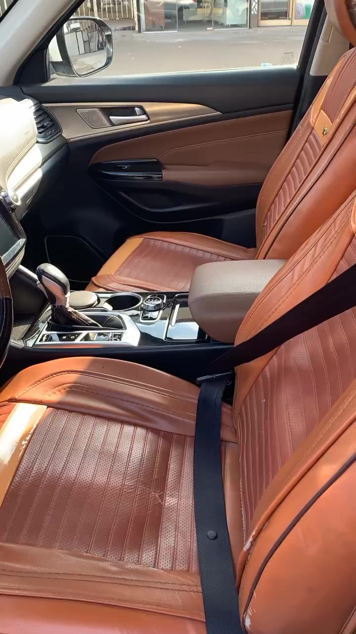 شانجان CS95 موديل 2019. فئة كلاسك بغداد  *********** ماشية 70000 قابل للزيادة ما بيها اي ضربة الحمد لله بيها كم شخطة بالصبخ للعلم تم صيانة المحرك في الشركة
