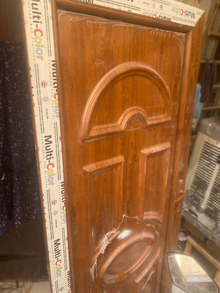 باب 🚪 ألمنيوم باب غرفه نضيف حيل نسبه نضافه 80-85‎%‎
مكاني بغداد دوره
***********
متوفر وأتساب
