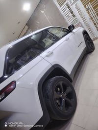 البيع جيب موديل 2023مرقمه بغداد  كفالة عامه سيارة جديده بضع شركة جاهزة...