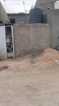 بيت للبيع • ١٠٠م • طابو صرف