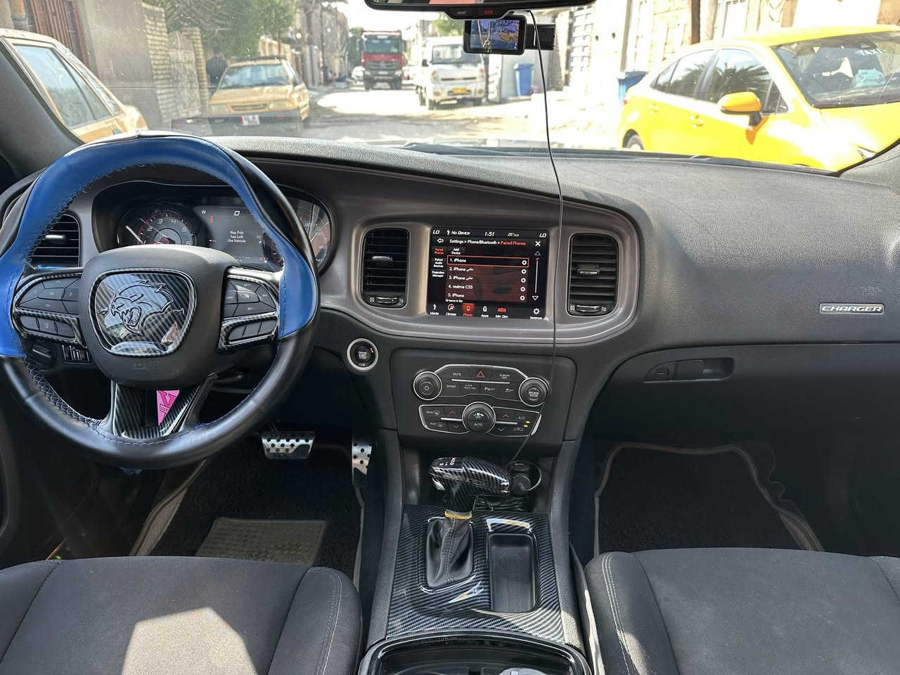 السلام عليكم 
دوج جرجر GT / تو ويل 
حادثهة دعامية خليفي وبك لايت كلين تعتبر السبارة 
ماشية 63 المكان بغداد الامين الثانية 
***********
