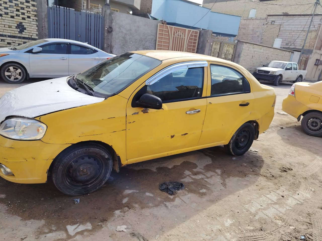 أفيو صفرة 2011 شركة العامة خليجي 
كير اتوماتيك 
رقم واسط 
مكانها نجف 
السنوية نافذة 
بيها تحجات 
يعني حزام صبغ النجف, العراق


**إذا كنت صاحب هذا الإعلان وتريد حذفه لأي سبب، رجاءا أرسل رسالة إلى الدعم الفني**