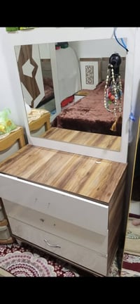 غرفة • للبيع • مزارع الصديق