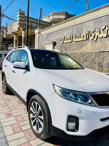 السلام عليكم 
كيا سورنتوا 2015 خليجي مكفوله كفاله عامه 
من الصبغ والتبديل والضربة بيها بس ربع دعاميه اماميه صبغ وبارد بالباب الخلفي شي بسيط ع كد اصبعين 
الموصفات فول الفول 1/1 
بصمة ابواب وتشغيل
ستة سلندر٣٥٠٠ حجم المحرك
7راكب 3قطع تبريد مري شفط حساس امامي خلفي مري شفط اشاير بالمري لد امامي خلفي كشن كهرباء خزن ميموري تدفئة تبريد 
بردات خلفية رقم بغداد الجديد بأسمي هزه جديده 
السياره خير من الله مال بيت 
المكاني بغداد 
السعر ١٩٣وبيها مجال بسيط 
رقم الهاتف *********** بغداد
