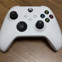 اكس بوكس سيريس اس • ٥١٢جيجا • نظيف ١٠٠٪