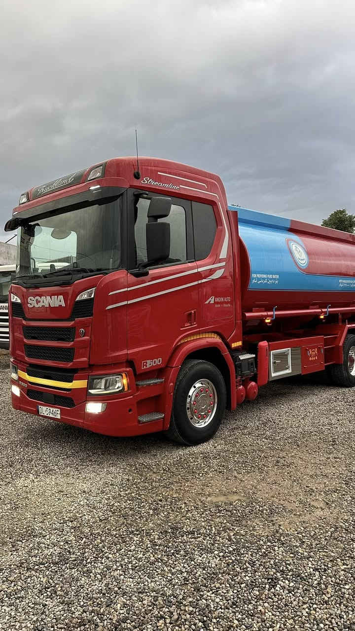 السلام عليكم / للبيع
◻️SCANIA R500 ◻️
‎سوبر عادي 
تانكي مغلون بليت ابيض 25 طن
ماشي 697,000KM
‎موديل ؛ 2018
‎  گير :  اوتوماتيك/كلج
‎سنكل خلفي مزوج 
‎دبل شاصي ( باج )
‎تخم تاير جديد و تخم ويل كروم 
‎مامشتغل بل العراق 
شاشة جبير مسجل لمس 

————————————————————
لتزويدكم بمعلومات اكثر☎️
📞***********📞
📞***********📞
📞***********📞
—————————————————————-
