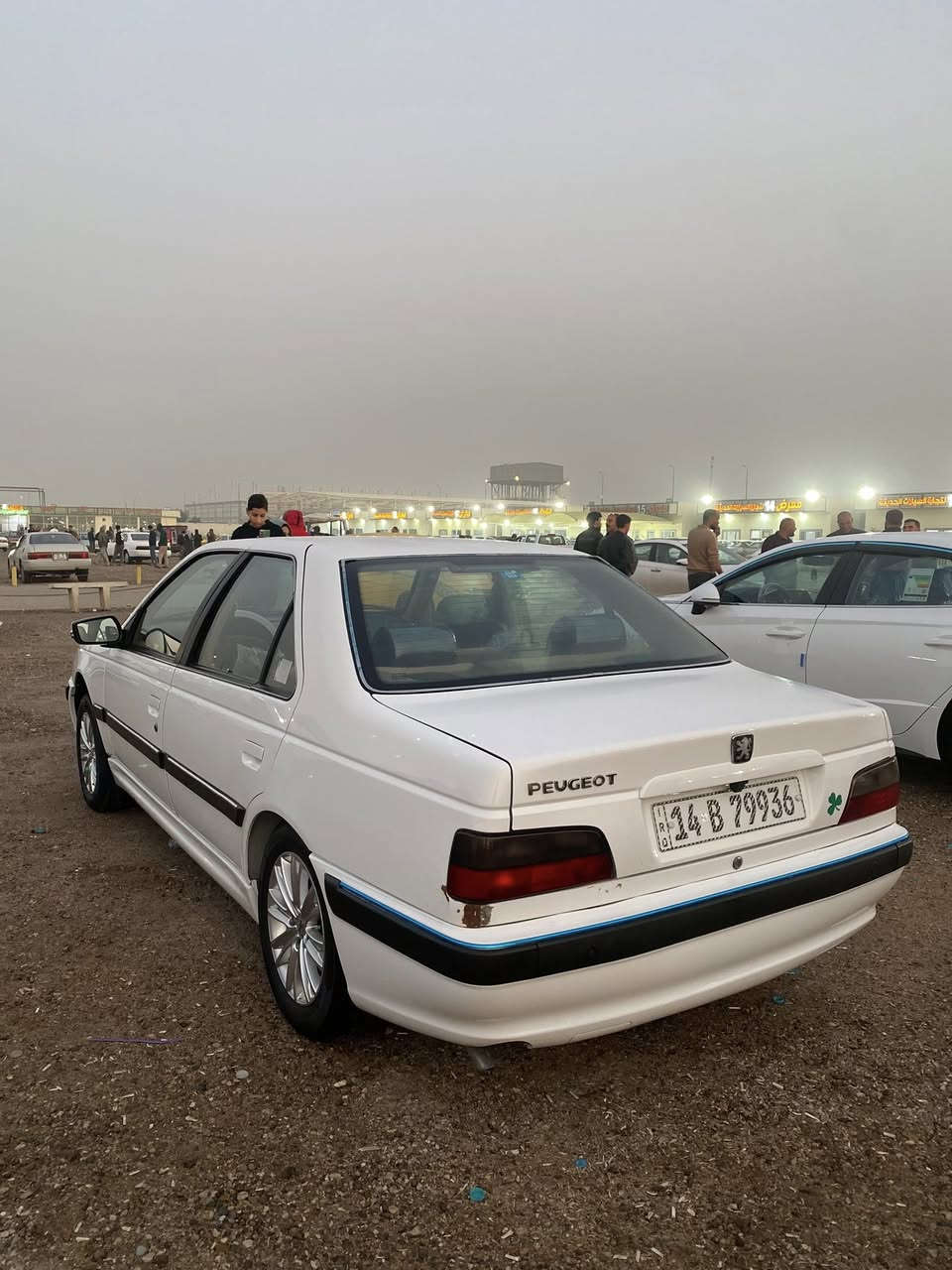 سلام عليكم بيجو بارص مديل 25 بيها بارد جوا البك الايت والباقي مكفول سياره جديده ماشيه 19 وسياره حرا بسمي تريد وكاله تريد تحويل بل خدمه مكينه كير مكفولت الخير سياره خير من الله كبل الشارع (سعر 91) وبيها مجال الطيبين مكاني البصره ***********بي وتساب
