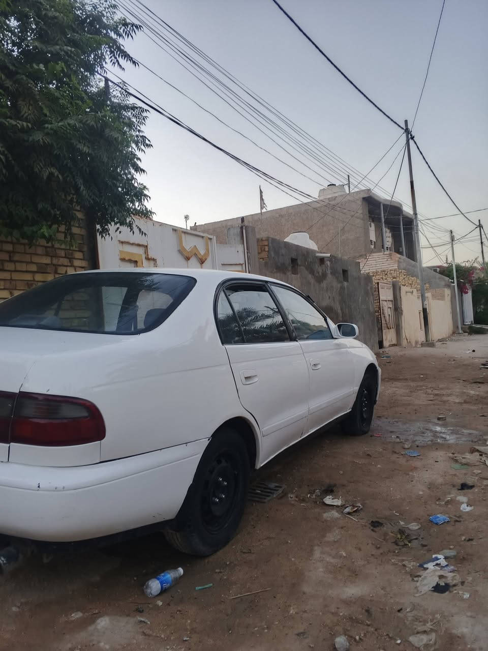 سياره للبيع موديل 93 السعر 55 للتفاصيل ***********
