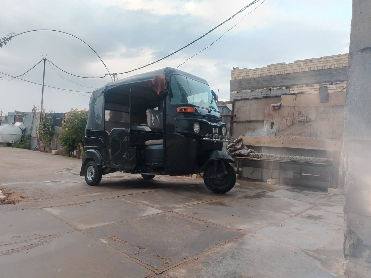 السلام تكتك للبيع 22 تكتك حلوه تأخذه وتترحملي مال جناي رقم وسنويه تحويل ثاني يوم السعر 8 و500 وبيه مجال قليل
