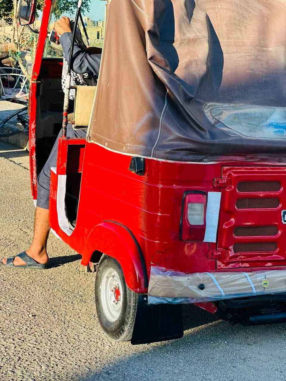 سلام عليكم شباب تكتك البيع 18 طالعه ب 19 وراق شاكر تكتك كفاله من صبغ ول معجون مكاني المجر سعر 3و800 وبيه مجال ***********
