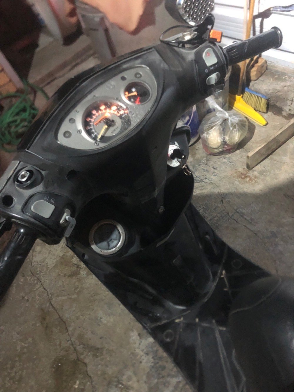 دراجة ثعلب 140فول شلعة مرتبة اي نقص مابيهة مصار سنة من نزلت من الرمبة كلشي بلادي منفيس 