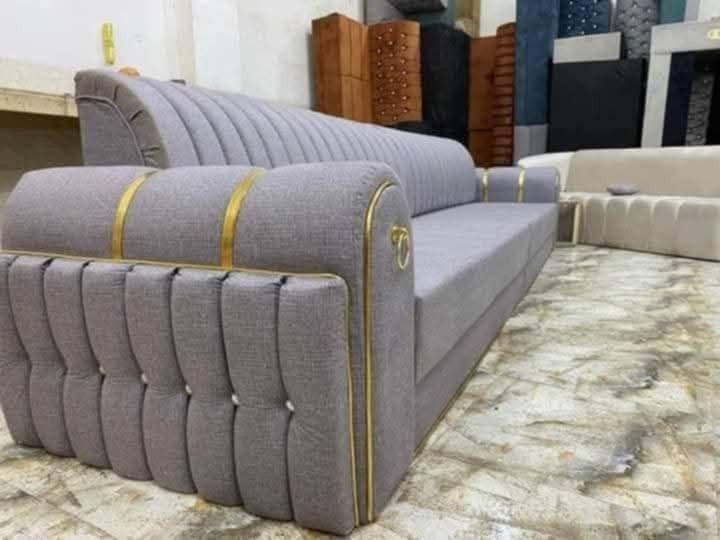 الديوان صار ب55 الف  المتر فقط🔥
عرض خاص ولمدة اسبوع واحد فقط⏳
___________________________
شغل درجة اولى ومواد العمل اصلية💯
خشب روسي أصلي🇷🇺
بلاويد اسود ثقيل 
اسفنج مميز✅
قماش تركي مبطن (والالوان حسب اختيارك) 🛋️
رجل حديد تتحمل جميع الاوزان 💪
___________________________
سرعة في التسليم ومواعيد دقيق🥇
ضمان سنتين حقيقي🩵
كادر مختص يوصل لبيتك ياخذ القياسات بدقة 
وينفذ العمل على حسب الاصول 😊
موديلات والوان جديدة ومميزة من اختيارك
شنو تنتظر سارع بل حجز ولا تضيع الفرصة ⏳
___________________________
العنوان كربلاء حي الإطارات شارع 20 مقابل الكلية التربوية
___________________________________
للحجز والاستفسار الاتصال او التواصل على الواتساب
***********
***********
***********
