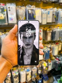 جهاز للبيع Galaxy S21 FE 5G ذاكره 256 رام 8+8  تصوير خرافي دبل سيم كار...