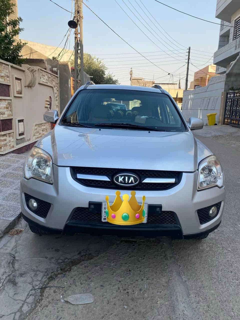 سبورتج ٢٠٠٩ للبيع بيه جاملغ مبدل نفس اللون وباب مصبوغ مع حافة البنيد جهة السايق محرك جديد بدلته قبل كم شهر تدفئة تبريد شاشة وكامرة رقم ديالى السيارة بأسمي موقع السيارة المقدادية السعر ١١٥ للاستفسار الاتصال ***********
