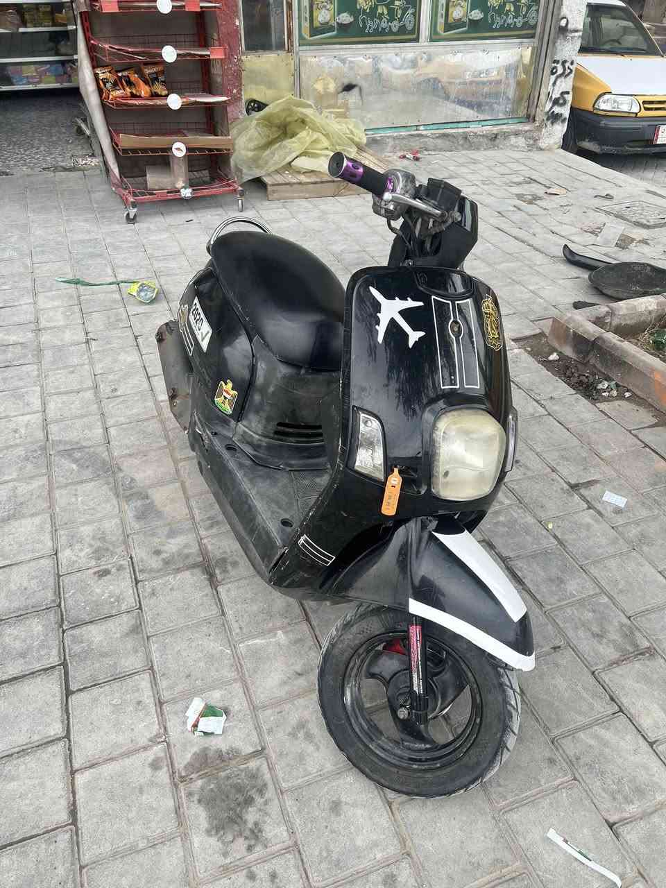 سلام عليكم مكس بوليس لبيع سعر 450وبيه مجال لعنون  
مدينه صدر رقم***********
