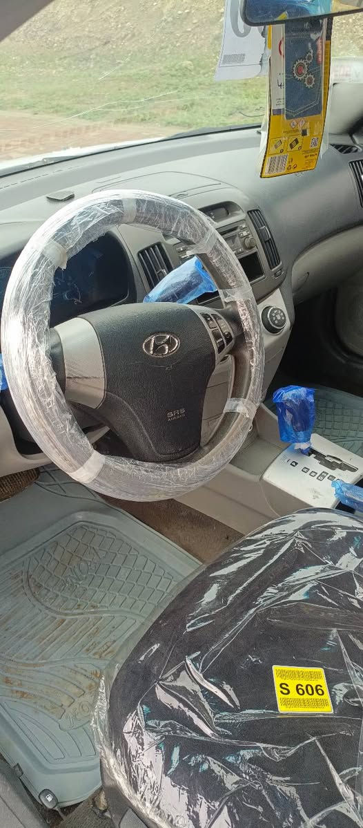 سلام عليكم سياره للبيع افانتي ادوات ادوات موديل 2009 كير محرك جديد تبريد تدفئه شغاله كهربايات كلها شغاله مانقصها اي شي السعر 41وبيها مجال المكان صلاح الدين الاتصال مكلف بل نشر  ***********
