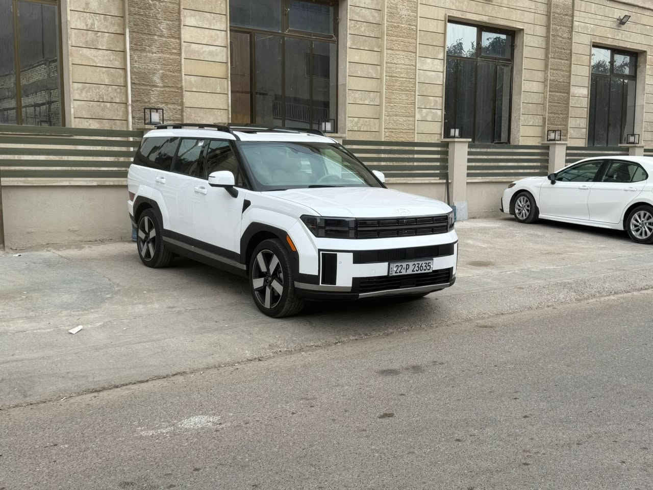 السلام عليكم سنتافيا 2025 لمتد اوتبارك وارد امريكي

رقم اربيل سنويه بسمي حصرا

   المسافه المقطوعه : 15 الف ميل 

   حالة الايرباك : سليمه بدون ايرباك

الضرر : فقط دعاميه نفس الون 

حجم المكينه : 1600 تيربو + هايبرد 

                

#مواصفات

1. شاشه

2. كيجات دجيتل

3.كامرات 360

4.بانواما فتحتين

5. بصمه 

6.تشغيل عن بعد

7. رادارات 360

8. ايقاف ذاتي

9. ويل كب

10.بكلايت لد 

11.اشاير بالمري

12. هيترات بالكشنات خلفي امامي

13. تحديد مسار

14. نظام ايكو +سبورت + سمارت

15. هند بريك بصمه

16. اوتو هولد

17. لايتات زنون عدسه عالي ناصي

18. رادار امامي

19. صندوك كهرباء 

20. صندوك ذكي يفتح عند الاقتراب

21. قطعتين تبريد 

22. شفتات بالاستيرن

23.برادات خلفيه

24. حساسات خلفي امامي

25. كامرات 360 درجه 

26. كشنات جلد تدفئه تبريد

27. كشنات كهرباء 

28. كشن السايق ميمري 

29. فور ويل 4x4

30.نظام هترك 

31.اوتبارك تروح وتجي بالريمونت

32.كشنات خلفي كهرباء

33.سبعه راكب

 

السعر : الطلب في التعليقات سيأتي إليك مباشرة 🚓 

تفاصيل اكثر هذا رقمي ***********تحياتي 

مكاني بغداد
