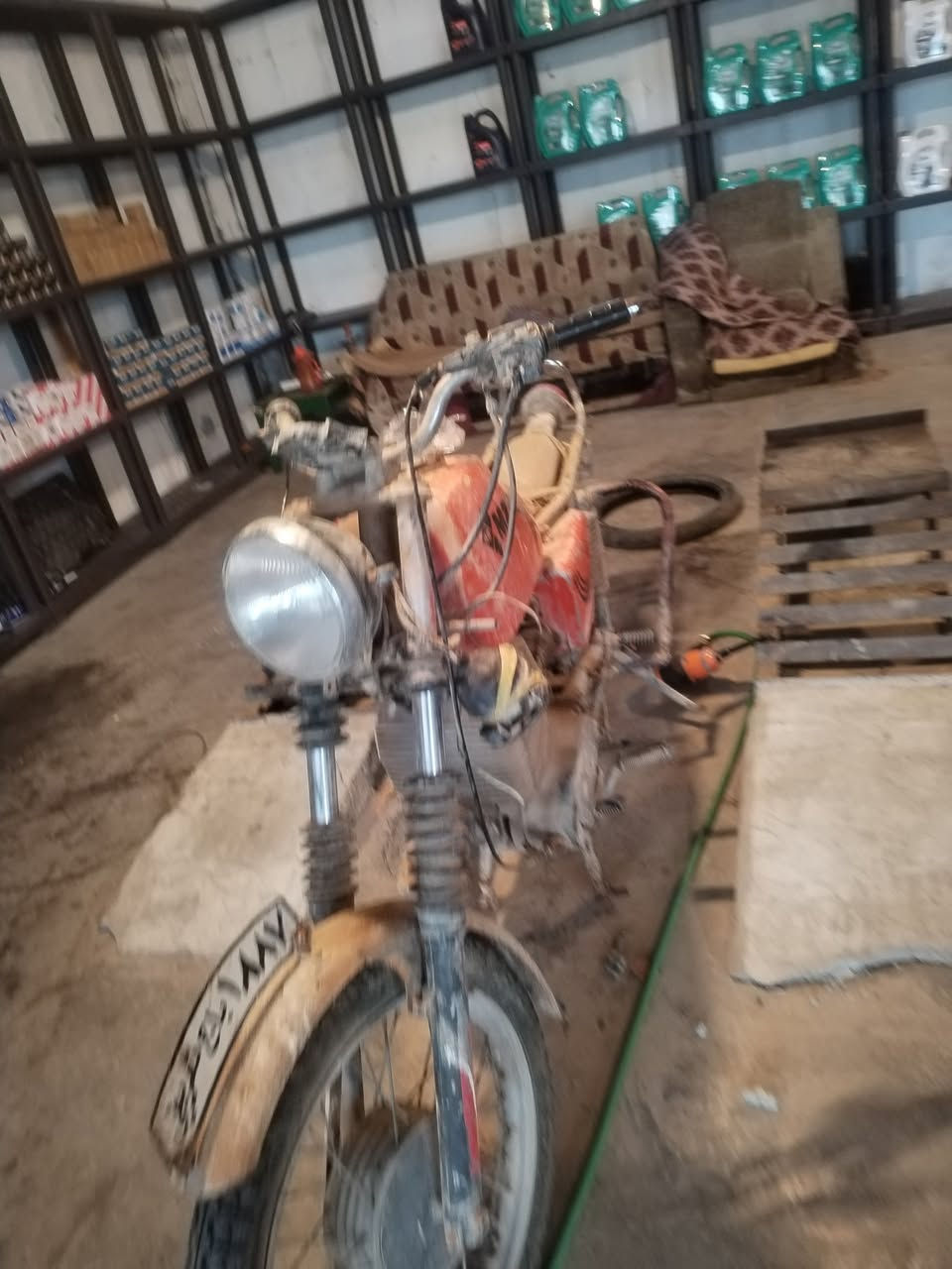 سلام وعليكم للبيع موطور ام زت مديل ٨٢ محرك شغال رادله ترتيب كشر وكهرباءيات السعر مليون وبي مجال بسيط مكاني دجيل


**إذا كنت صاحب هذا الإعلان وتريد حذفه لأي سبب، رجاءا أرسل رسالة إلى الدعم الفني**