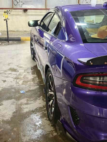 سلام عليكم
جارجر ١٩  للون بنفسجي اصل
بدون ايرباك 
فور ويل  ملغي تو ويل امامي وخلفي
حادثهه قطعه وحده چاملغ امامي
استخدام شخصي
جاهزه من كل النواحي اي نقص ماكو
تخم تاير جديد
حداديه امامي وخلفي
كلشي بيهه جديد
بغداد بسمي السياره
***********
