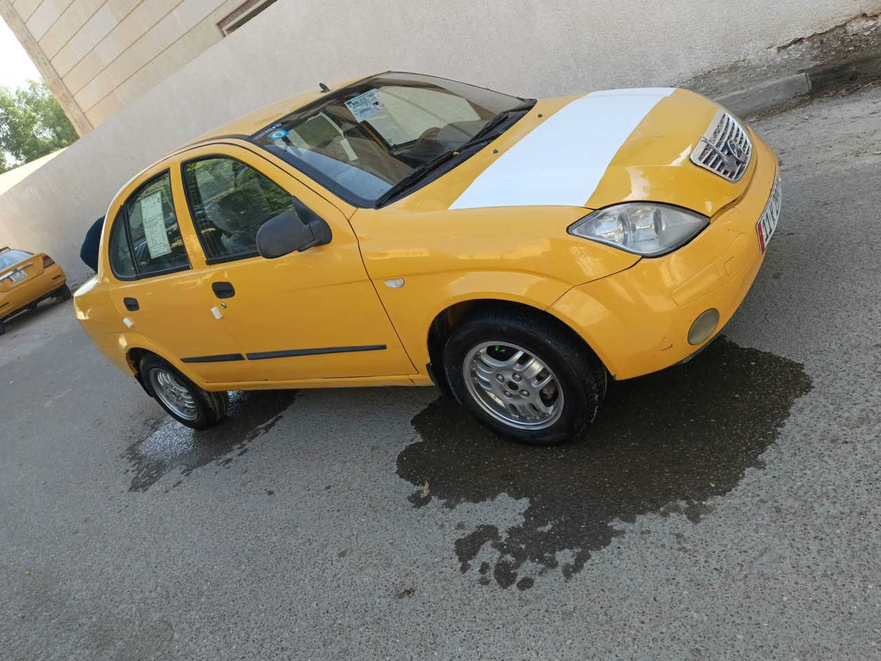 سلام عليكم عندي سيارة البيع طيبة موديل 2017 رقم بغداد تحويل مباشر مكفول كفاله عامه تبريد شغال تخم تاير حداديه جديدة عنوان بغداد ولشراي يتصل عى رقم ***********
