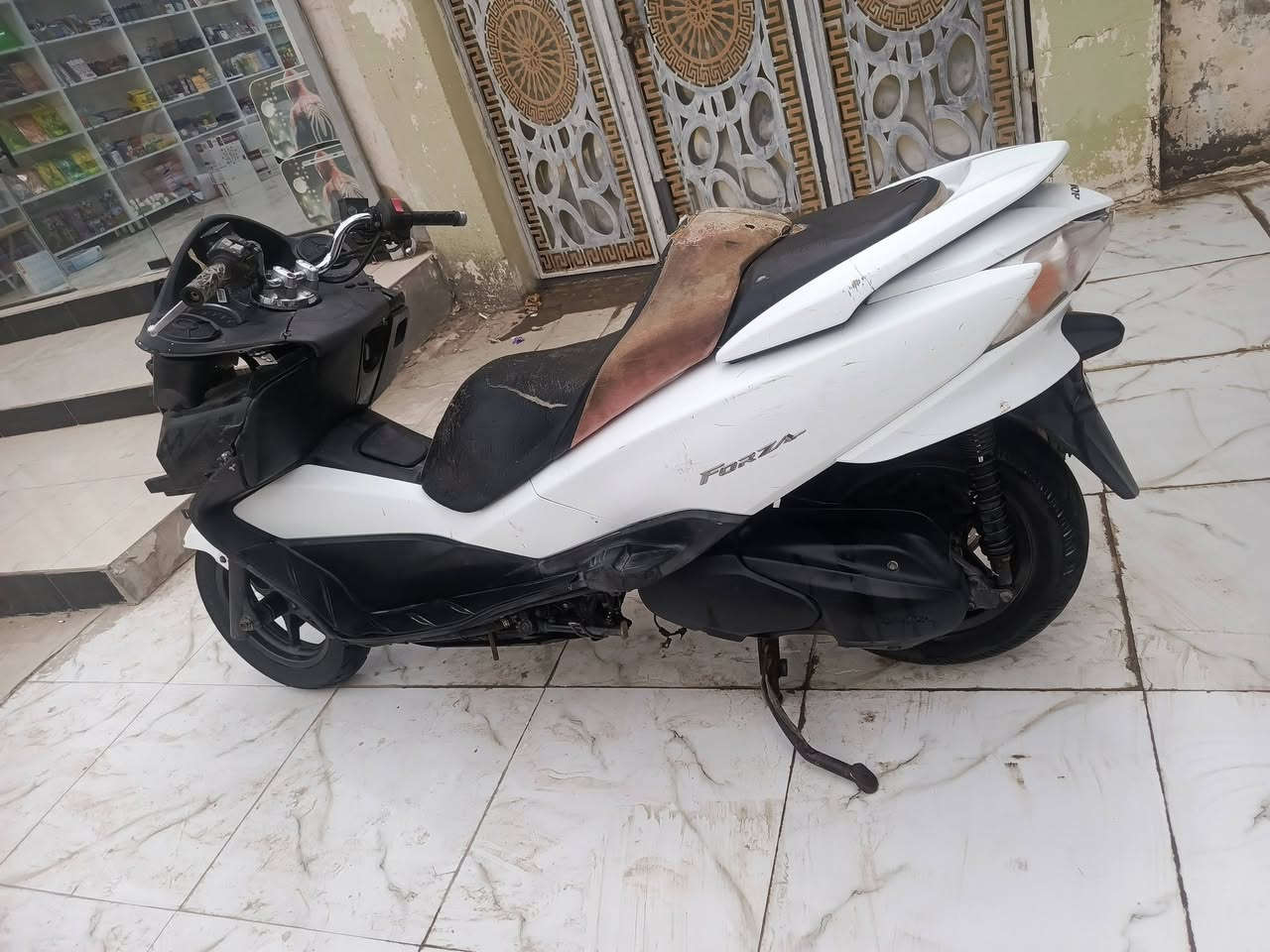 السلام عليكم دراجه فورزه صفر 10اس سفن شغاله ومابيه شي وكيرهه شغال 7نمر واوتماتييك طبيعي ونكره الدراجه عوزهه وجه هاي اكبال عينكم  السعر 600الف عنواني ميسان حي العسكري  راسلني خاص


**إذا كنت صاحب هذا الإعلان وتريد حذفه لأي سبب، رجاءا أرسل رسالة إلى الدعم الفني**