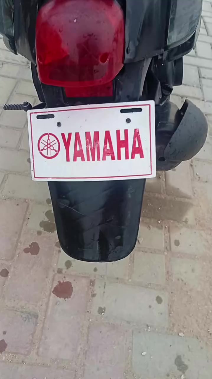 ماكس بوليسي للبيع مفتوحه بوشه كل نقص ما بيها ماكينه نظيفه وقويه شراي يجي خاص *********** بس واتساب
