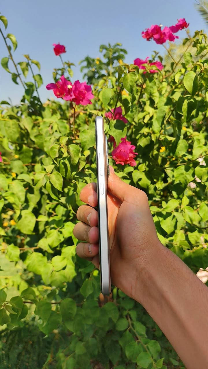 السلام عليكم ريدمي نوت 15 برو بلس 5G ذاكرة 512 العشوائية 18 بطارية 100 عدد دورات 28 معالج Snap Dragon 7s Gen4 بطارية 7000 جهاز لوك شخط مابي استخدام شهر فقط السعر 580 العنوان يغداد ابو غريب الاستفسار خاص


**إذا كنت صاحب هذا الإعلان وتريد حذفه لأي سبب، رجاءا أرسل رسالة إلى الدعم الفني**