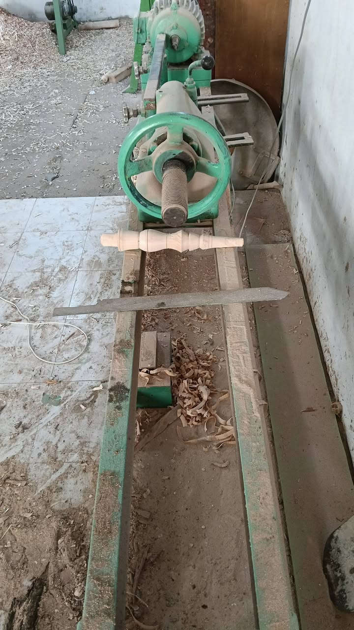 تورنه نجاريه للبيع
***********
