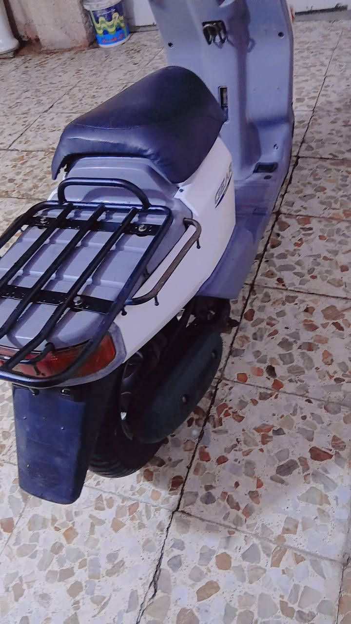 السلام عليكم بيكم سلف وهندر شلعه معدل كهربائيات كامله استان صفح كهربائي اشاير لايت اوراق محرك اخرس وناعم شرط الفحص دراجه جاهزه مال جناي ملاحضه تايرات جدد صار ٥ تيام بدلتهن سعر ٥٢٥ مكاني بغداد الحبيبيه قرب معارض الحبيبيه  ***********
