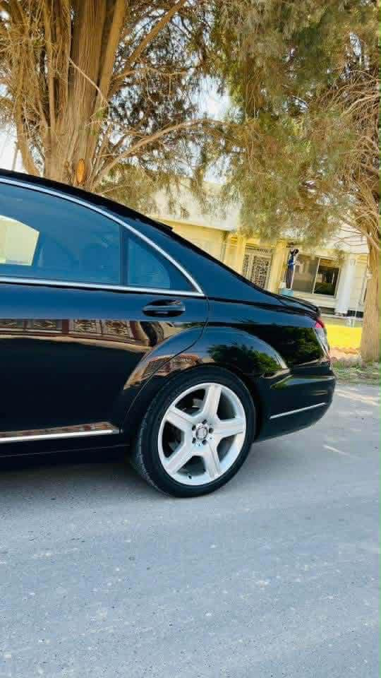 للبيع  او المراوس 
مارسدس s550 موديل 2008 رقم اربيل وارد يابان باب كصير كامره خلفيه حساسات برده خلفيه كهرباء تدفئه بالكشانه كشانه كهرباء شغاله من والى بدون اي نقص محرك 8سلندر 550 محرك كير بحاله جيده تخم نوزل جديد بلكات جديد منضومه بانزين جديده حداديه جيده جدا بيه ثلاث قطع صبغ باب بدون دواخل اثر حادث خفيف  الحادث باب السايق صبغ والخلفي مبدل نفس اللون وراشين الجاملغ معاه عارضه ب178 وبيه مجال حلو للشراي سياره حلوه ومناقصه شي


**إذا كنت صاحب هذا الإعلان وتريد حذفه لأي سبب، رجاءا أرسل رسالة إلى الدعم الفني**