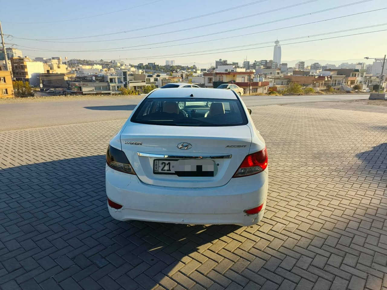 Honda Accent 

مۆدێل 2012

گێڕ و مەکینە نەکراوەتەوە بەشەرت 

ڤۆلیۆم ناوزەرد ویلکەپ

یەکپارچەی بۆیاخە بێ ناوگرتن 

سەنەوەی بەسەر چوە بەناوی خۆمەوەیە 

سعر 89$

ژ.م***********
