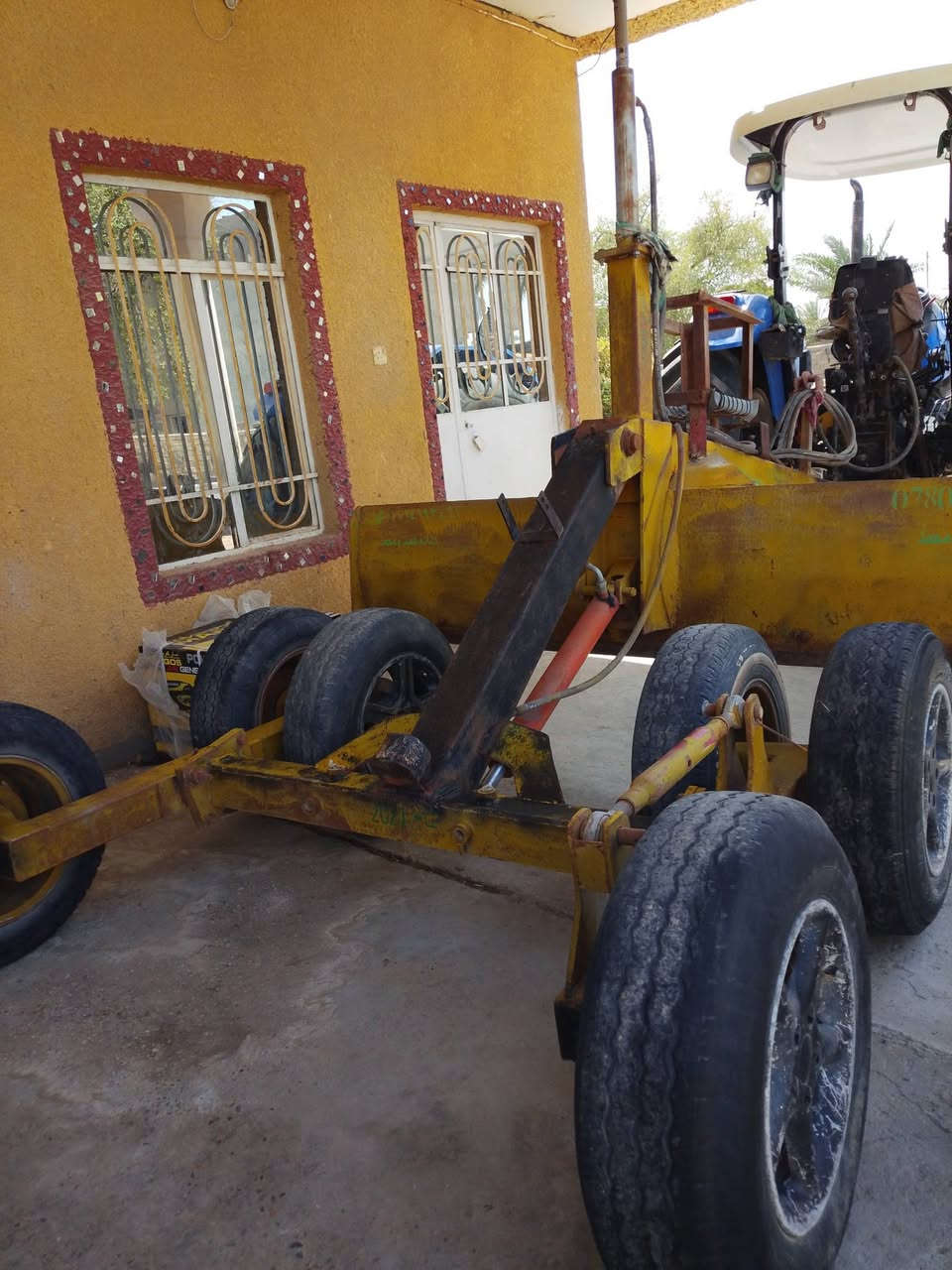 معدلان 2 ونص للبيع هوه والجهاز مالته 
***********
