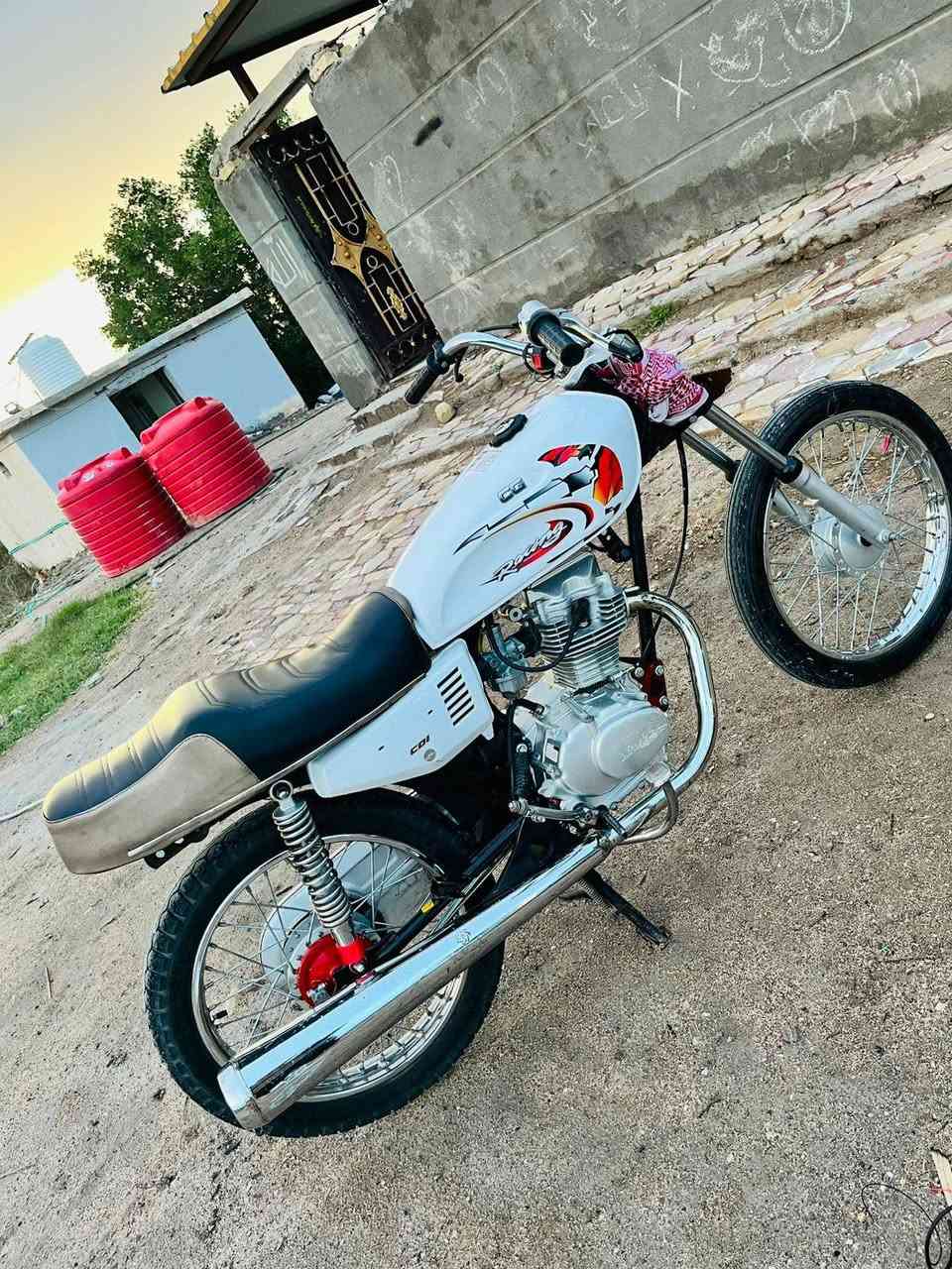 السلام عليكم نامه للبيع كلك دراجه نضيفه غراض كله25شاصي نامه مكان الناصريه قضاء البطحاء
                      اسبايدر وياهه بس ماشاده 🌹
رقم ***********
