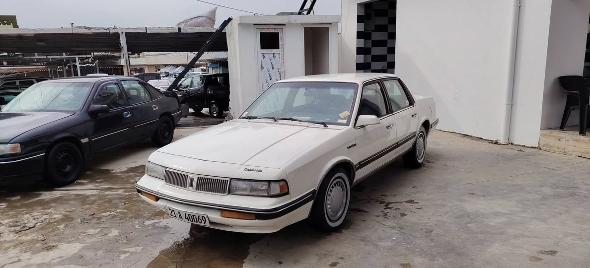 اۆزمۆبیل مۆدیل 1990
کێر مەکینە تەبیری بەشەرت
تاخم پێشی تازەیە
نرخ 40
شوێن سلێمانی
*********** السليمانية, العراق
