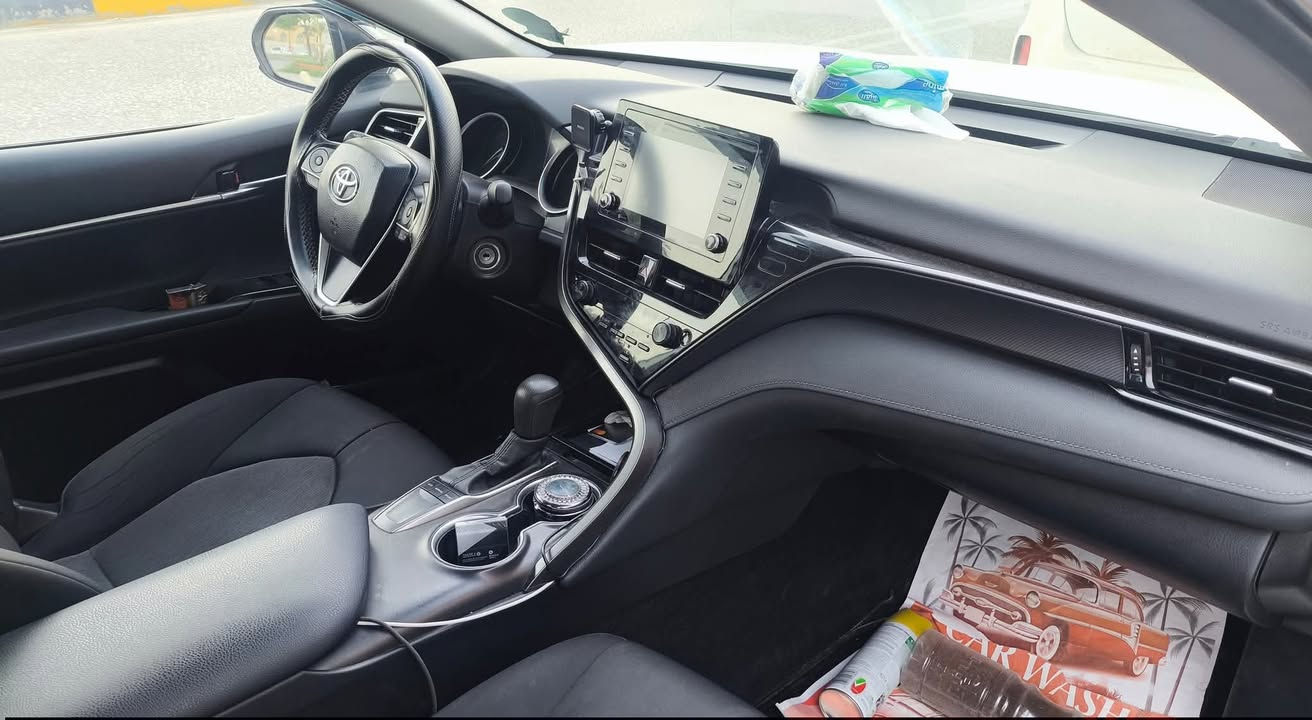 تويوتا كامري  Le 2022 بانزين فقط
رقم بغداد بأسمي

مواصفات : LE
شاشة، كاميرا، تحكمات ستيرن، تحديد سرعه، رادار، تحديد مسار،. توقف ذاتي، لايتات  LED

ضررهـا:  بنيد فقط  مبدل  
صورة الحادث مرفقة
السيارة بدون قطرة صبغ
ايرباك كلهن راجعات سست

 العنوان : كربلاء او بغداد

الاتصال
***********
***********
