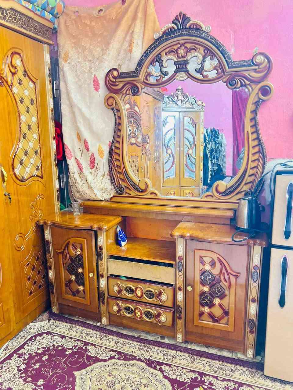 السلام عليكم غرفه أخشاب جديده للبيع ***********
