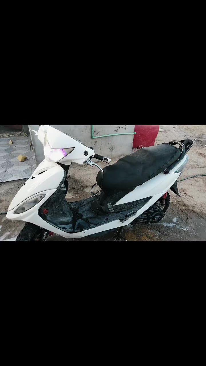 السلام عليكم
دراجه جيفور للبيع أو مراوس بنامه دراجه نضيفه وحلوه كهربائيات كامله مابيها اي نقص محرك حلو وناعم بيه فقط الكلجات ضعيفه يرادله تبديل فقط غير هذا الدراجه مابيها شي كفرات گدامك نضيفه السعر475وبيه مجال المكان ناصريه حي الجامعه راسلني ماسنجر او واتساب هذا الرقم
***********
