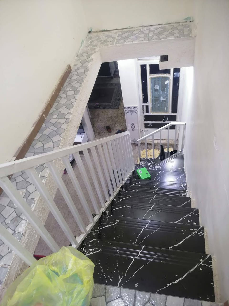 للبيع بيت 🏡 طابو صرف فى #الشرطه_الرابعه قرب تقاطع الرابعه مساحته #١٠٠م واجهه خمسه يحتوي على #غرفتين_نوم 😴 وصاله ومطبخ وخدمات البيت #نظيف_جدا سعره مناسب للإستفسار اتصال 🤙 على الرقم 
***********
#الجميع
