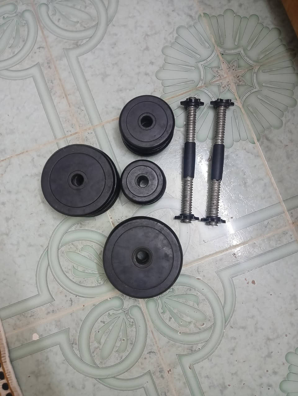 للبيع
زوج دمبلصات + شفت + اقراص كبير وصغير
ابيع شلع وماابيع علوزن ابيع كلهن 75 الف

ملاحظة:القبضات مال دمبلص بيهن كسر من الاطراف مومؤثر تكدر تشد الوزن كلة وتتمرن عادي
اي استفسار على الخاص


**إذا كنت صاحب هذا الإعلان وتريد حذفه لأي سبب، رجاءا أرسل رسالة إلى الدعم الفني**