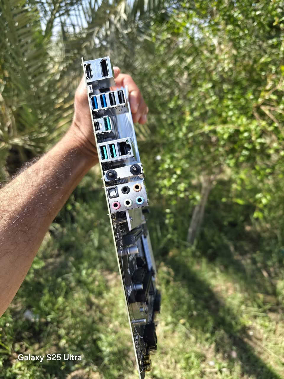 السلام عليكم
Asus prime b650 plus wifi ddr5
R5 7500f معالج
للبيع
طبعا البورد جان بيه 2 بن متحركات وعدلتهن
بيهه نقص بس الشيلد والانتنا مال الوايفاي
المهم للبيع و ع الفحص وضمان شكد متريد
ابيع سويه
سعرهن 370 الف


**إذا كنت صاحب هذا الإعلان وتريد حذفه لأي سبب، رجاءا أرسل رسالة إلى الدعم الفني**