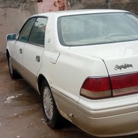 تويوتا كراون • للبيع