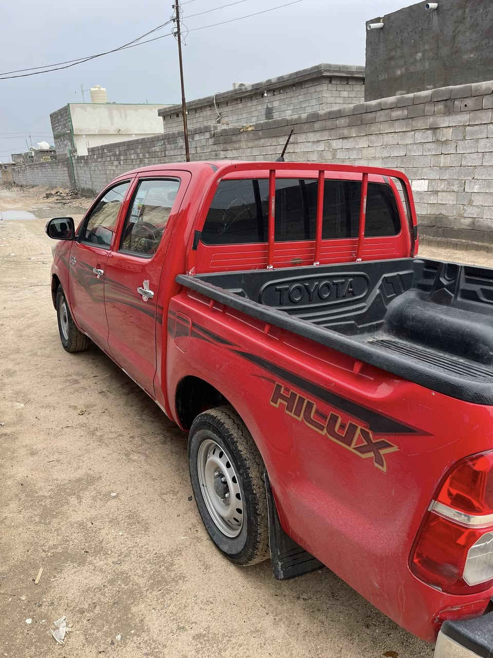 السلام عليكم فلاونزه موديل ٢٠١٣ سعودي شاصي ١٢ كير عادي رقم بصره مشروع الوطني سنويه توهه مجدده مكفوله من الظربه ومن العيب الشرعي بيه صبغ بالبدي صفحت ليمنى وجاملغ صفحت سايق مبدل ولباقي كفاله مكينه وكير كفاله لا تبخير ولا تنقيص ماشيه ٣٠٠ سياره جديده   لتعرف على باقي لتفاصيل اتصل على الرقم / *********** 
مكاني البصرة سفوان
